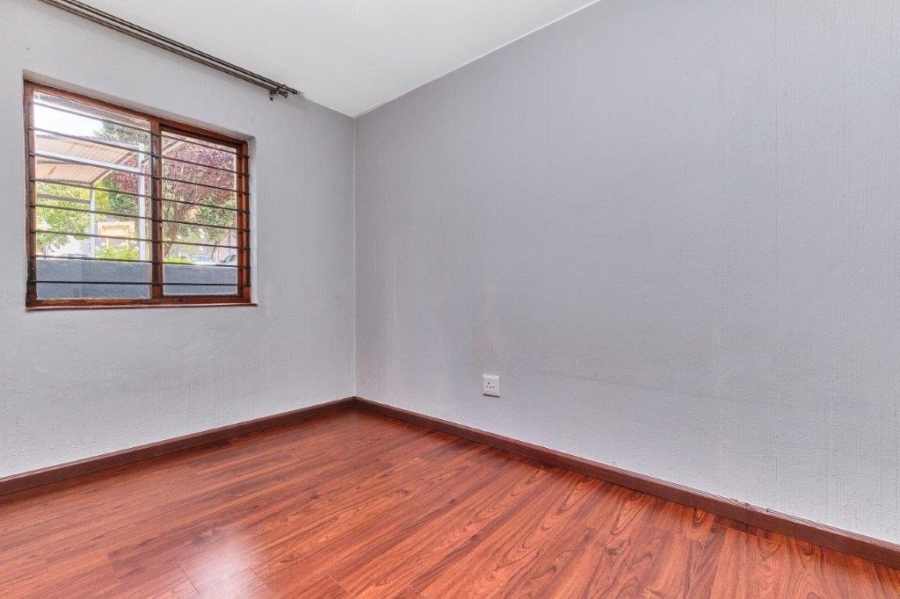 2 Bedroom Property for Sale in Paulshof Gauteng