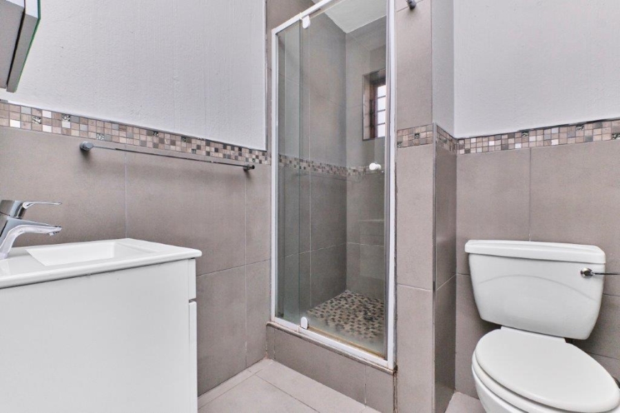 2 Bedroom Property for Sale in Paulshof Gauteng
