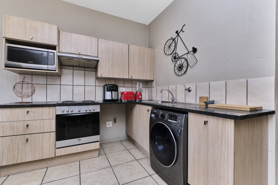 2 Bedroom Property for Sale in Ferndale Gauteng