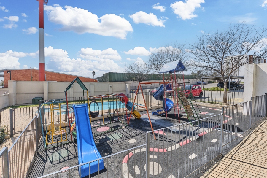 2 Bedroom Property for Sale in Ferndale Gauteng