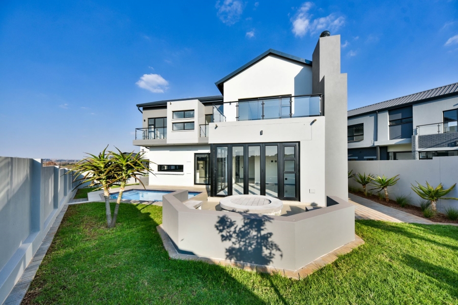 4 Bedroom Property for Sale in Fountainbrook Estate Gauteng