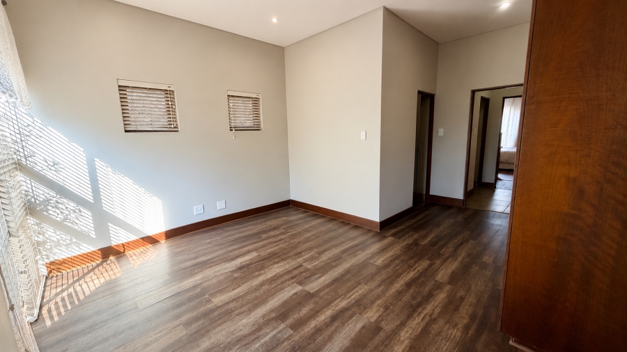 To Let 2 Bedroom Property for Rent in Midstream Estate Gauteng