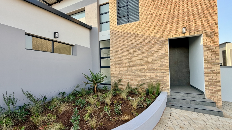 4 Bedroom Property for Sale in Fountainbrook Estate Gauteng