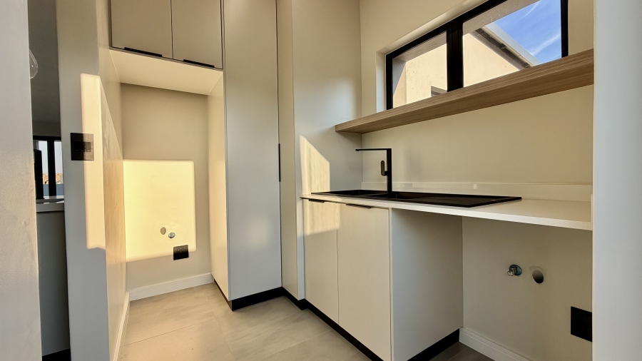 4 Bedroom Property for Sale in Fountainbrook Estate Gauteng