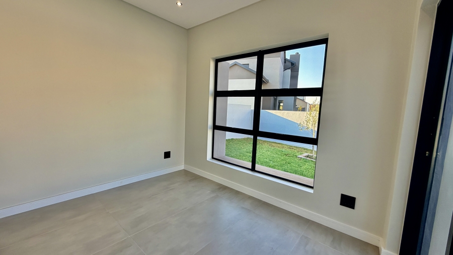 4 Bedroom Property for Sale in Fountainbrook Estate Gauteng