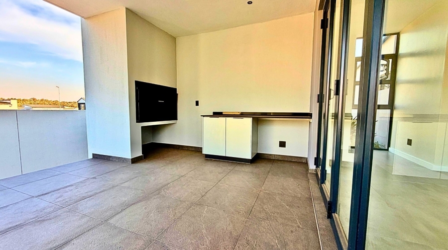 4 Bedroom Property for Sale in Fountainbrook Estate Gauteng