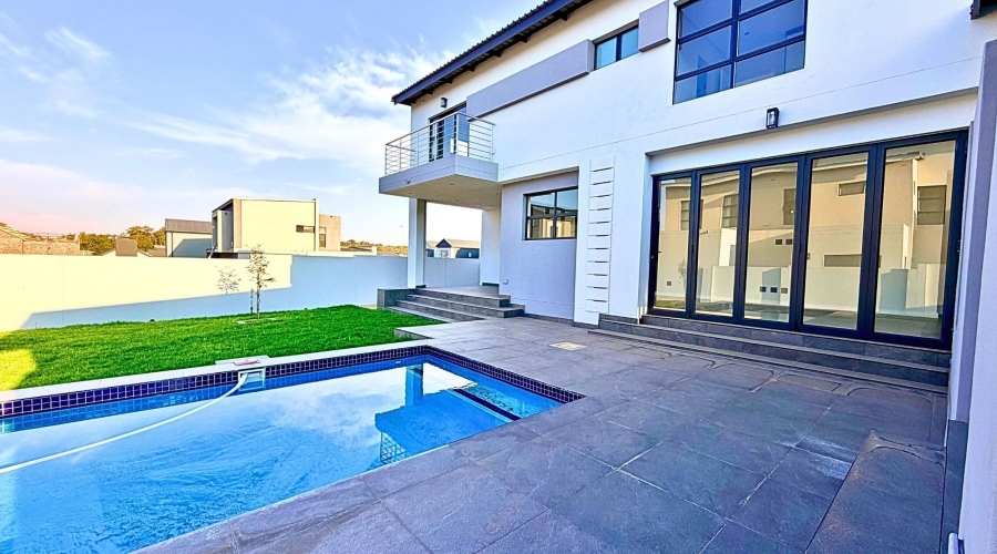4 Bedroom Property for Sale in Fountainbrook Estate Gauteng