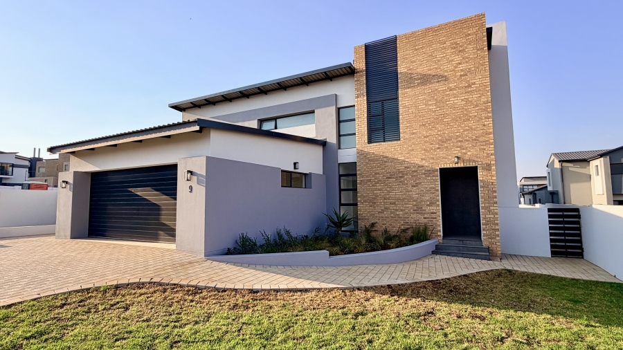 4 Bedroom Property for Sale in Fountainbrook Estate Gauteng