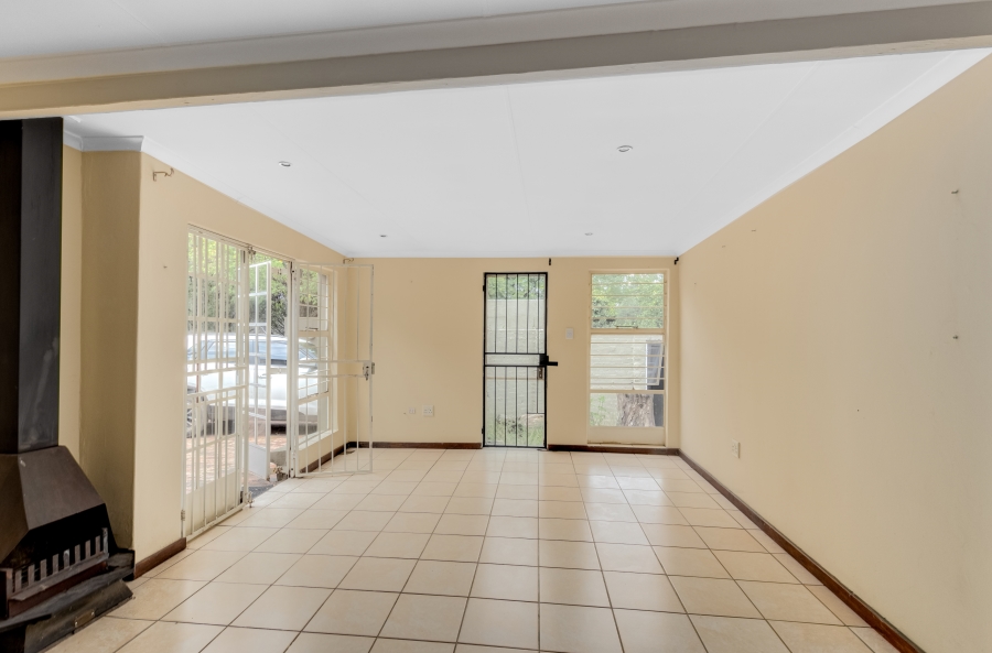 4 Bedroom Property for Sale in Chartwell Gauteng