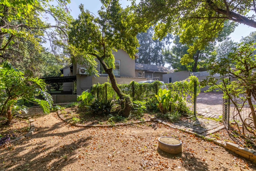 4 Bedroom Property for Sale in Chartwell Gauteng