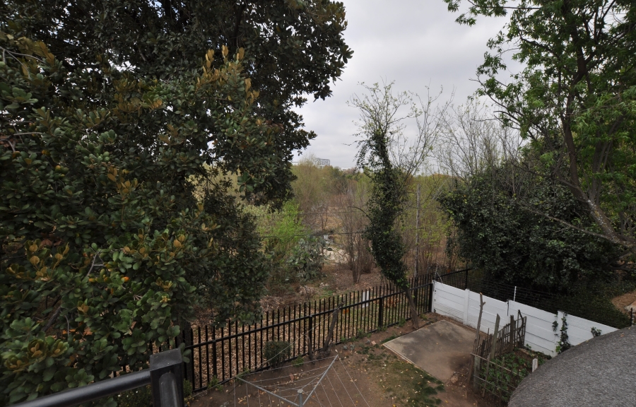 4 Bedroom Property for Sale in Vorna Valley Gauteng