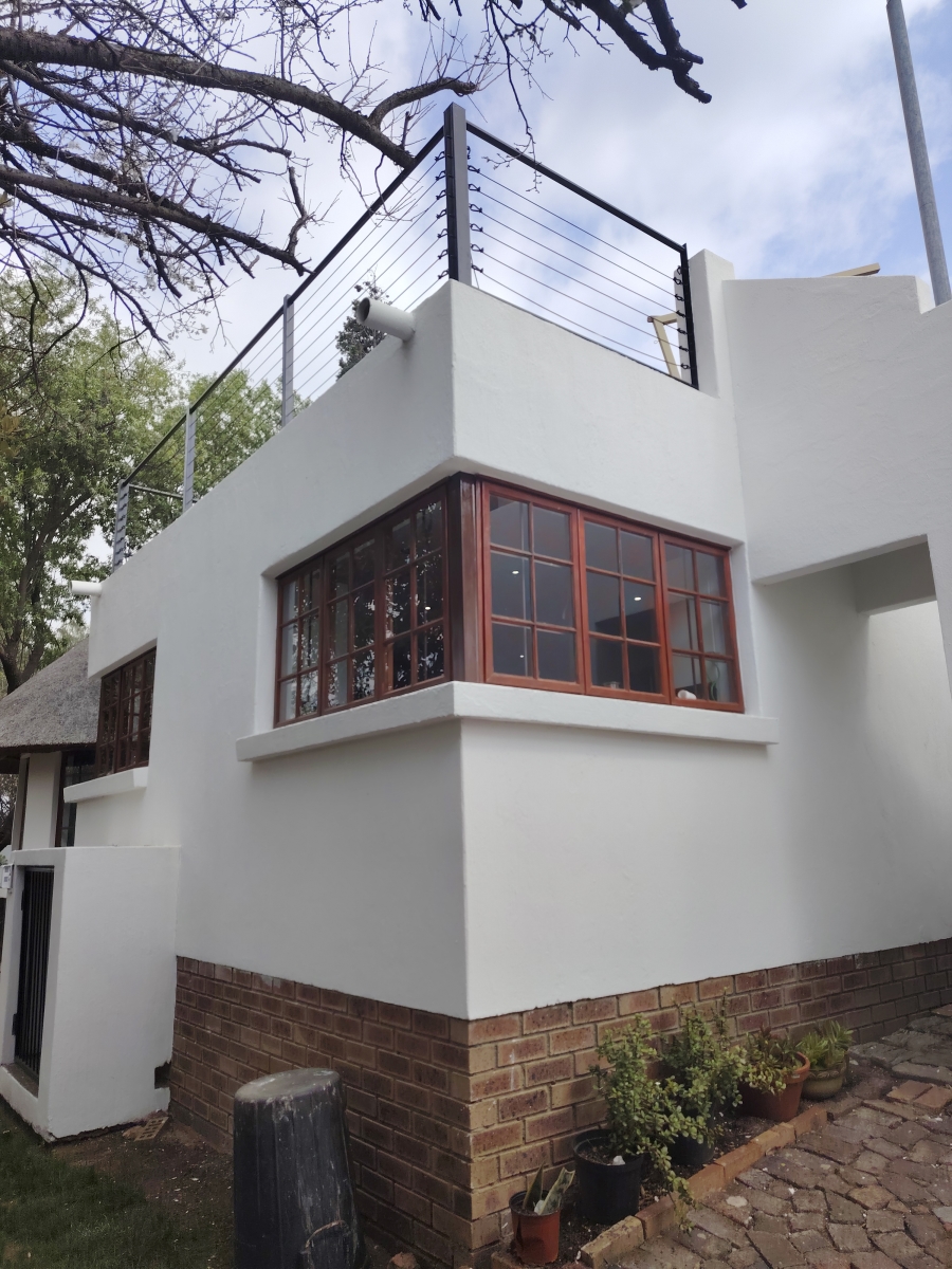 4 Bedroom Property for Sale in Vorna Valley Gauteng