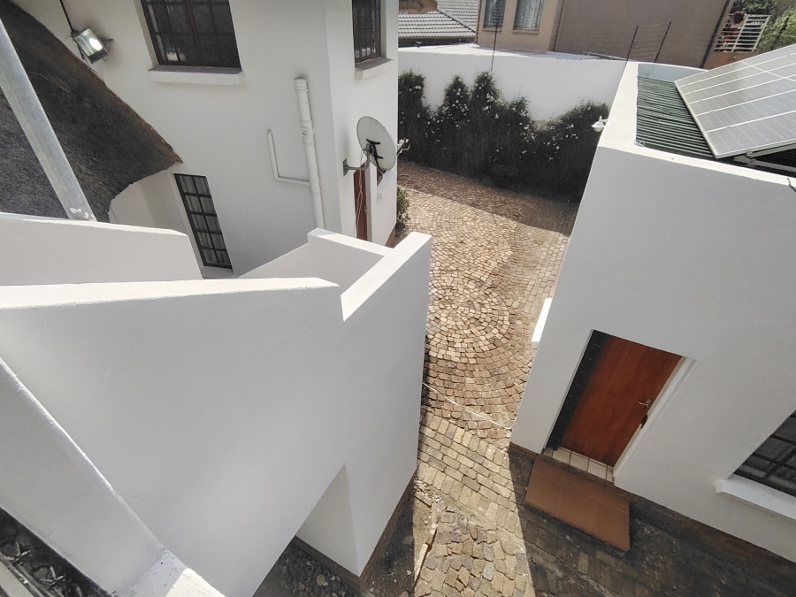 4 Bedroom Property for Sale in Vorna Valley Gauteng