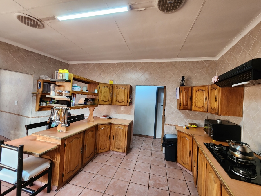 4 Bedroom Property for Sale in Vanderbijlpark SE 2 Gauteng