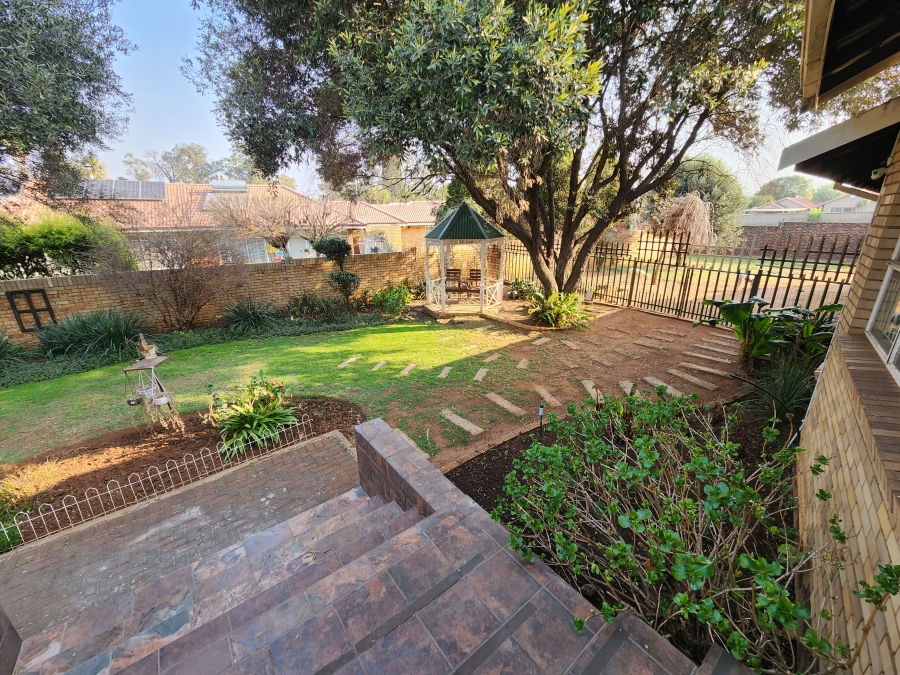 4 Bedroom Property for Sale in Vanderbijlpark SE 2 Gauteng