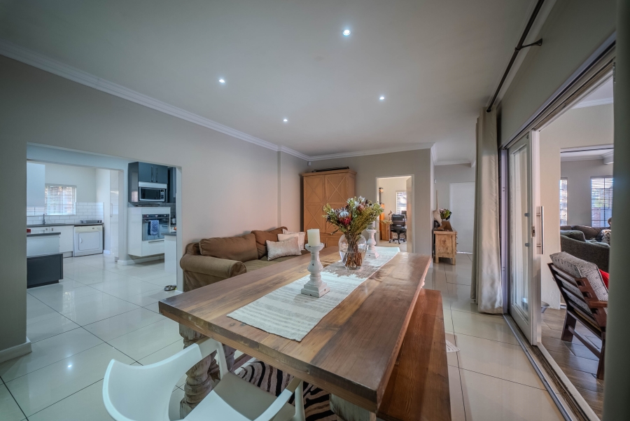3 Bedroom Property for Sale in Constantia Park Gauteng
