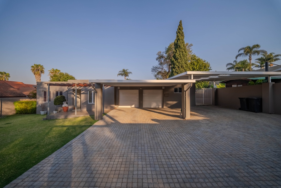3 Bedroom Property for Sale in Constantia Park Gauteng