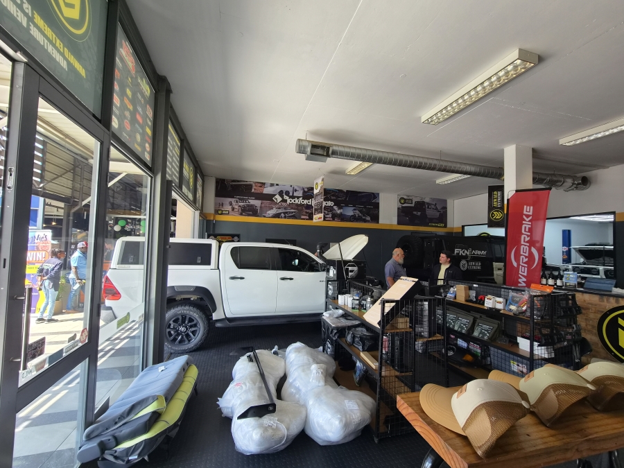 To Let Commercial Property for Rent in Six Fountains Estate Gauteng