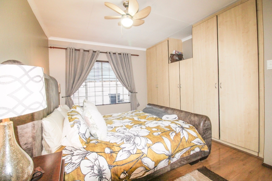 3 Bedroom Property for Sale in Noordhang Gauteng