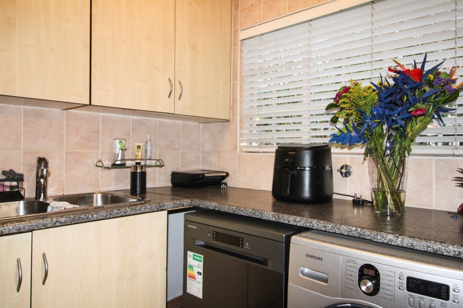 3 Bedroom Property for Sale in Noordhang Gauteng