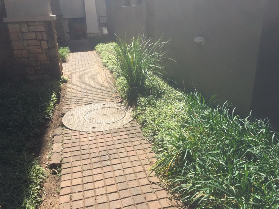 1 Bedroom Property for Sale in Sunninghill Gauteng