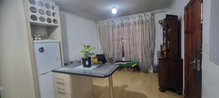 2 Bedroom Property for Sale in Fleurhof Gauteng