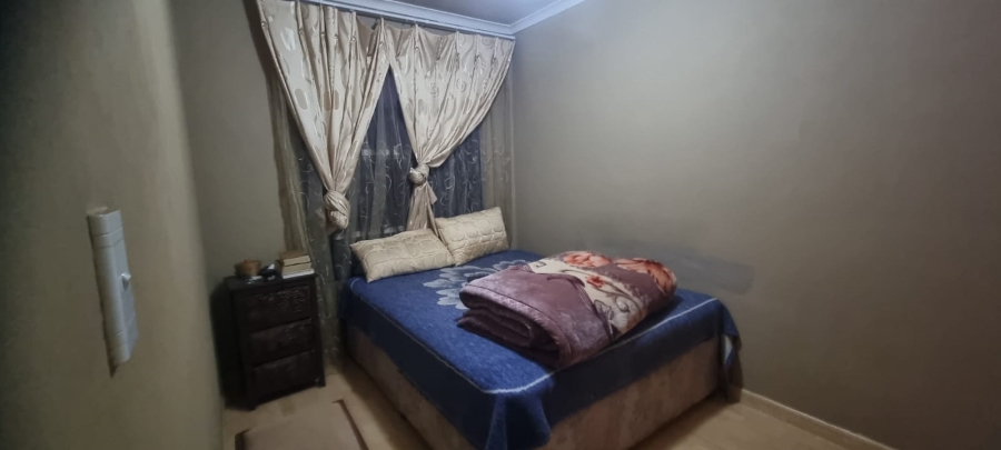 2 Bedroom Property for Sale in Fleurhof Gauteng