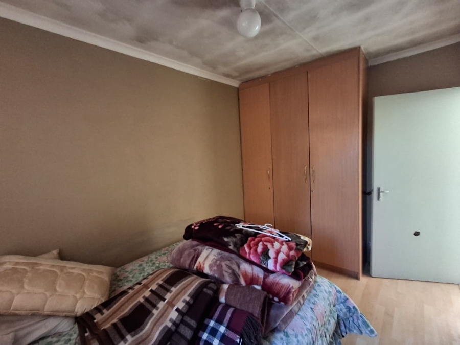 2 Bedroom Property for Sale in Fleurhof Gauteng