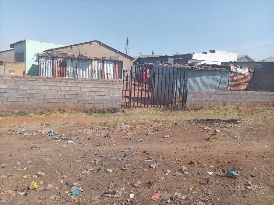 2 Bedroom Property for Sale in Mofolo South Gauteng