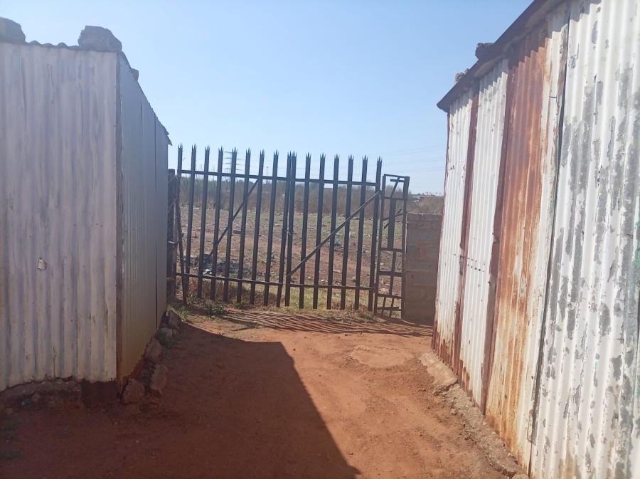 2 Bedroom Property for Sale in Mofolo South Gauteng