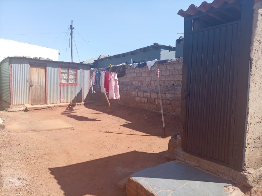 2 Bedroom Property for Sale in Mofolo South Gauteng