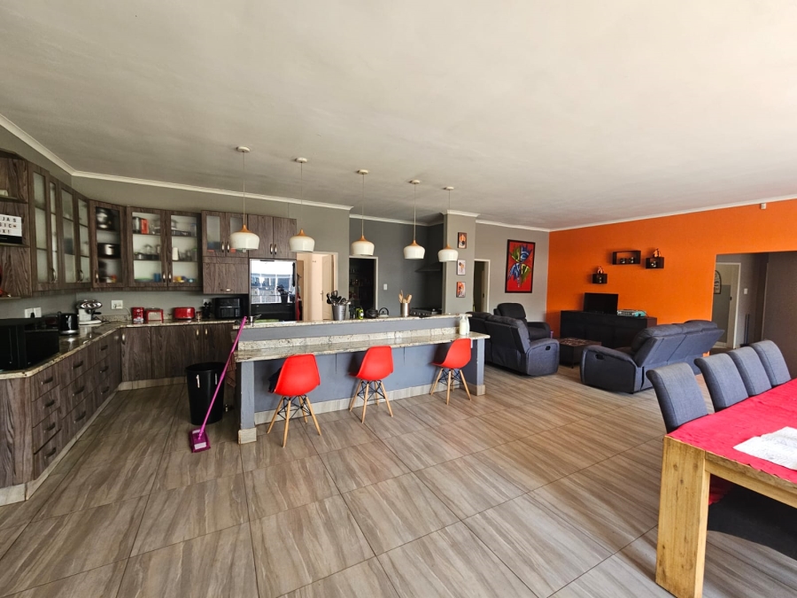 4 Bedroom Property for Sale in Highbury Gauteng