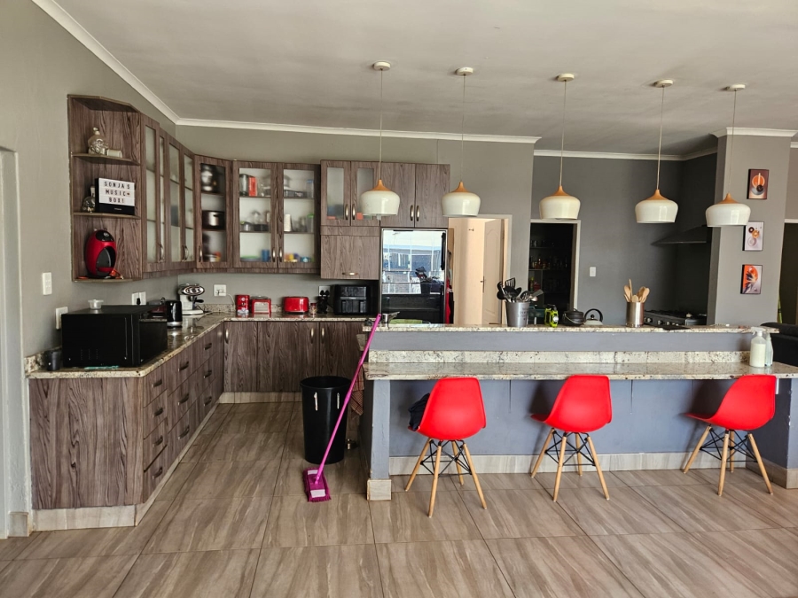4 Bedroom Property for Sale in Highbury Gauteng