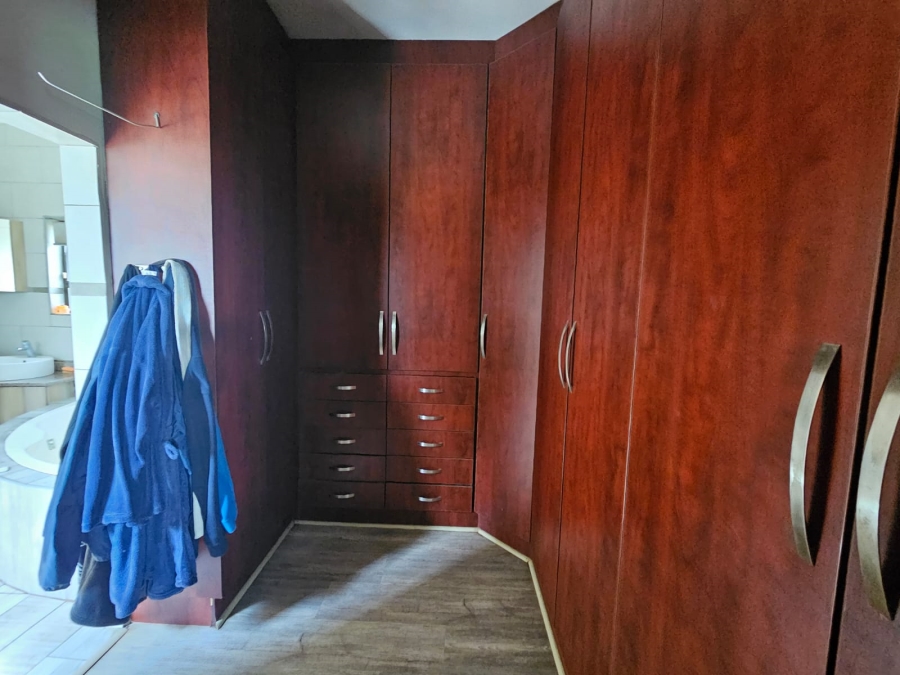 4 Bedroom Property for Sale in Highbury Gauteng