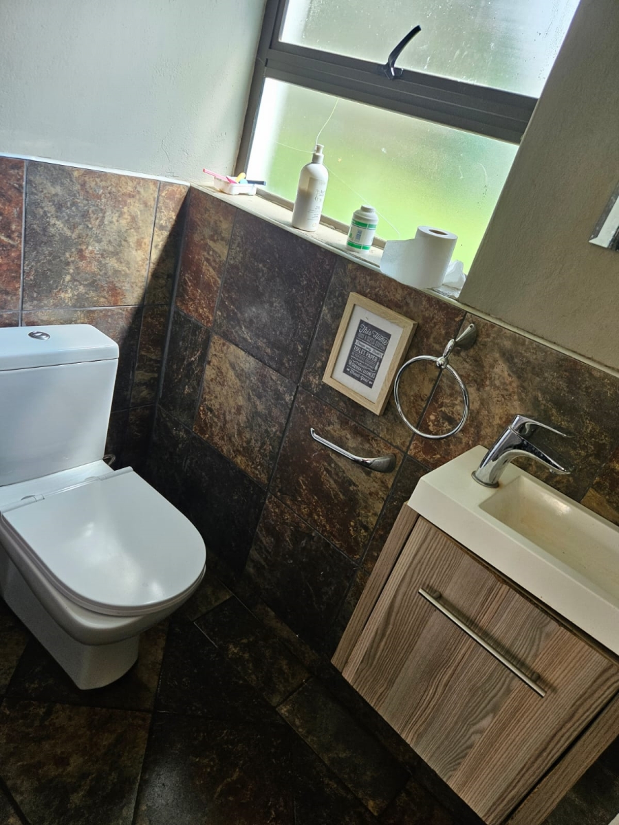 4 Bedroom Property for Sale in Highbury Gauteng