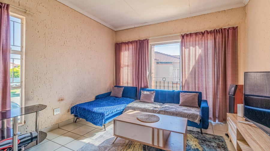 2 Bedroom Property for Sale in Ormonde View Gauteng