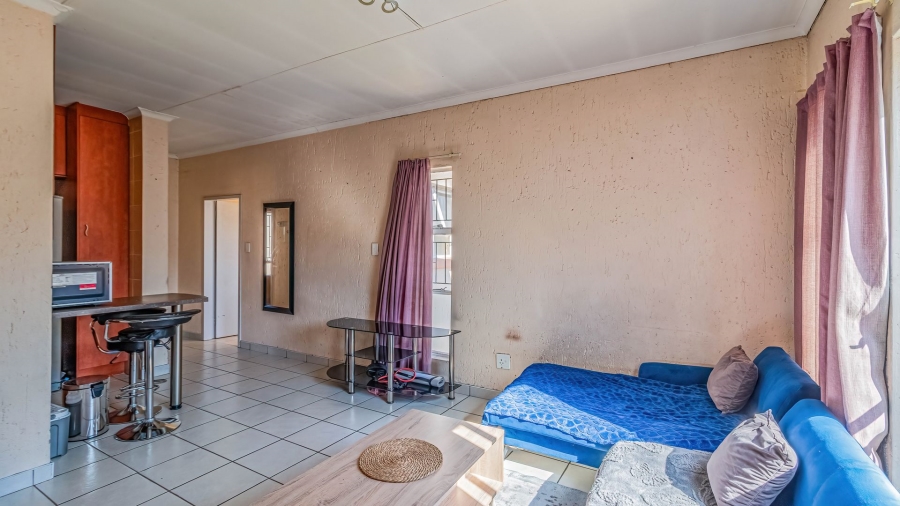 2 Bedroom Property for Sale in Ormonde View Gauteng