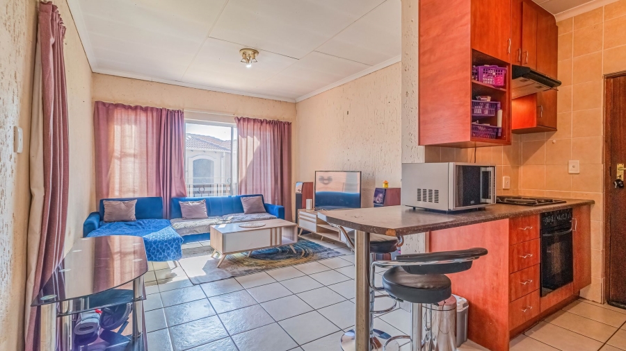2 Bedroom Property for Sale in Ormonde View Gauteng