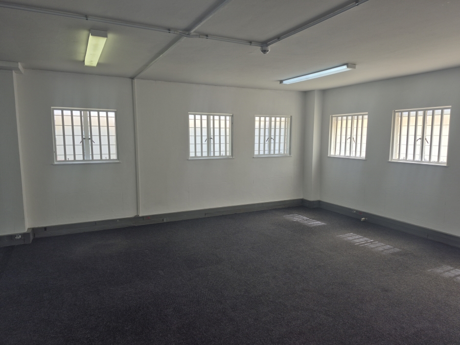 To Let Commercial Property for Rent in Linbro Park Gauteng
