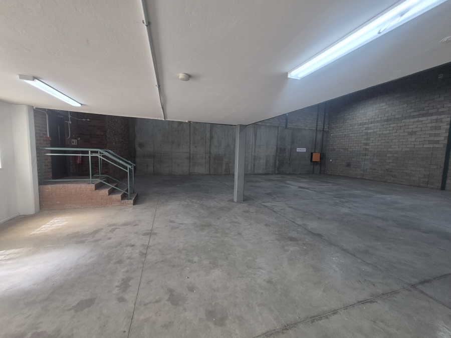To Let Commercial Property for Rent in Linbro Park Gauteng