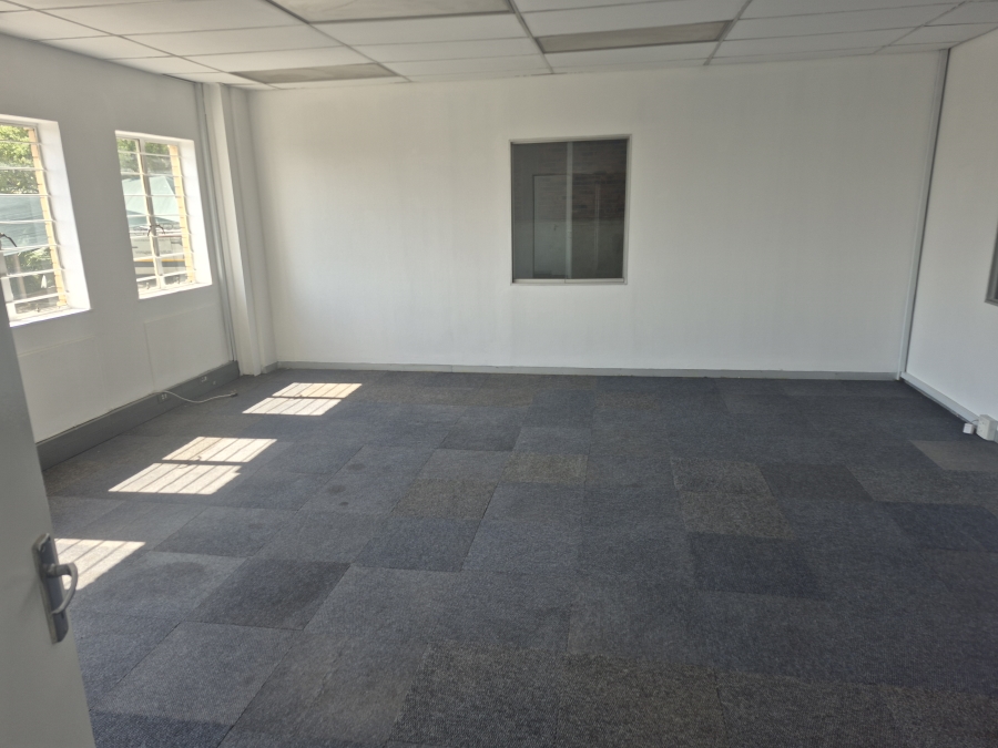 To Let Commercial Property for Rent in Linbro Park Gauteng