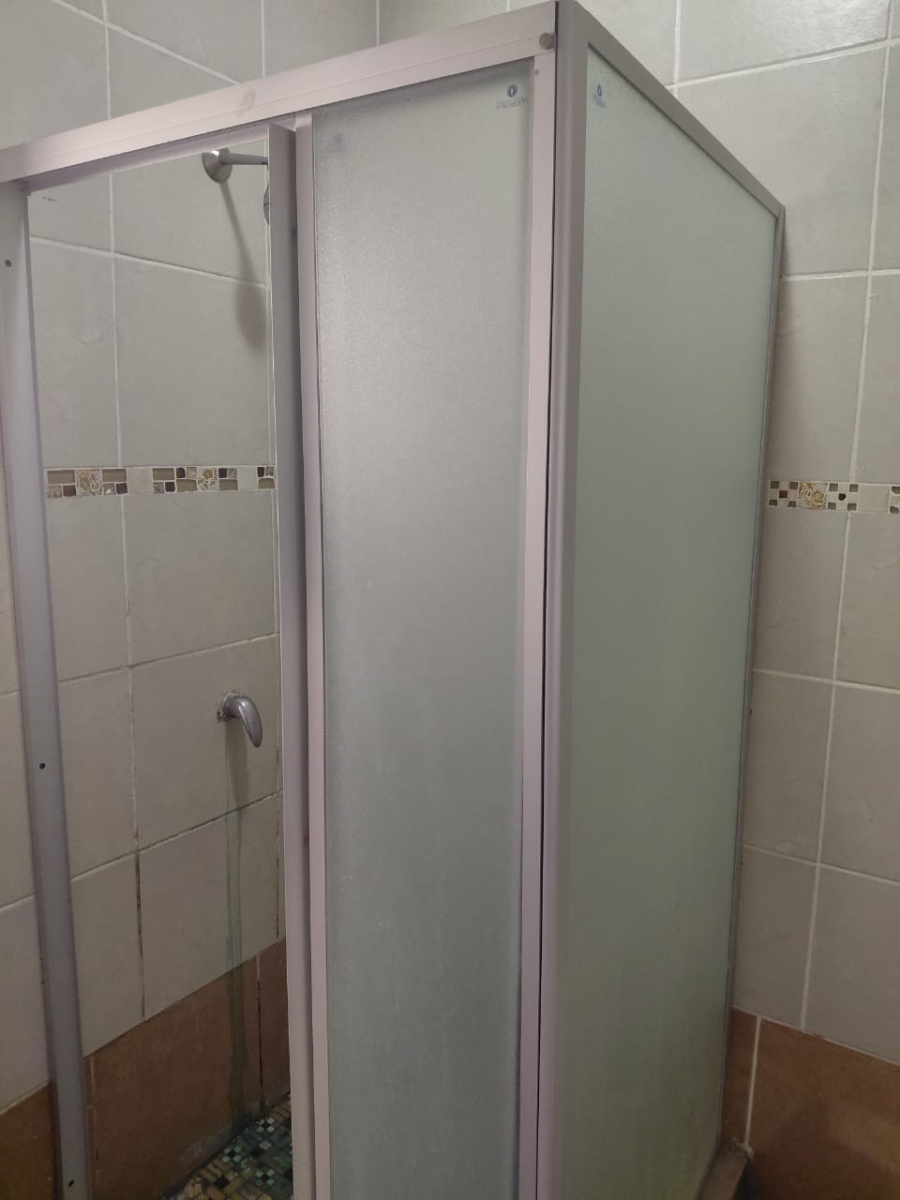 To Let 1 Bedroom Property for Rent in President Park Gauteng