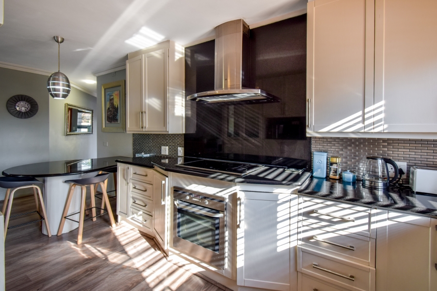 3 Bedroom Property for Sale in Faerie Glen Gauteng
