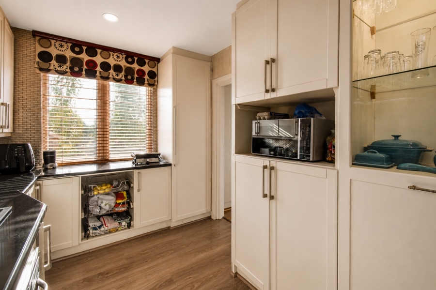 3 Bedroom Property for Sale in Faerie Glen Gauteng