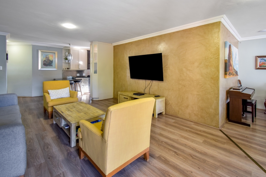 3 Bedroom Property for Sale in Faerie Glen Gauteng
