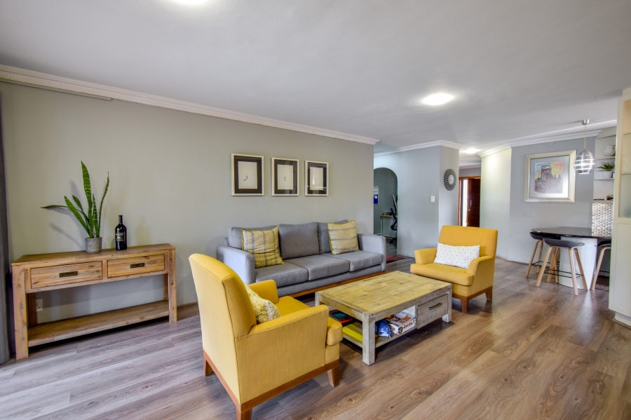 3 Bedroom Property for Sale in Faerie Glen Gauteng