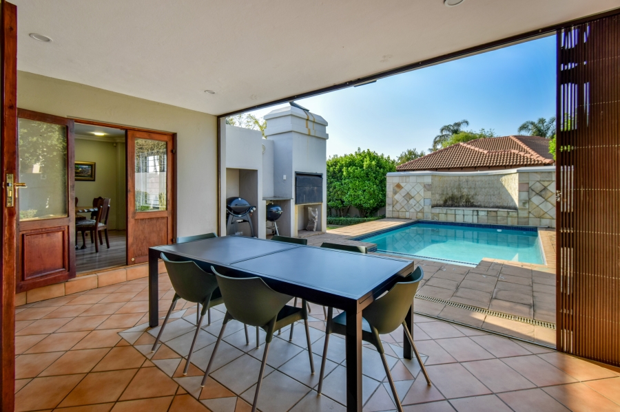 3 Bedroom Property for Sale in Faerie Glen Gauteng