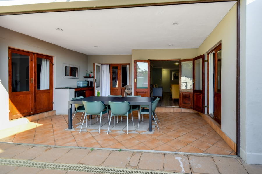 3 Bedroom Property for Sale in Faerie Glen Gauteng