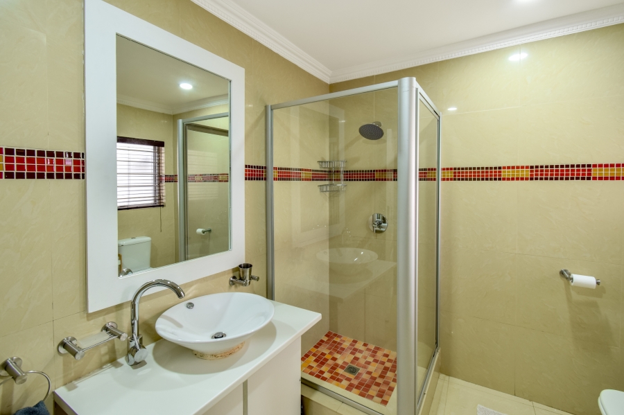 3 Bedroom Property for Sale in Faerie Glen Gauteng