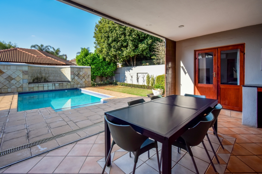 3 Bedroom Property for Sale in Faerie Glen Gauteng